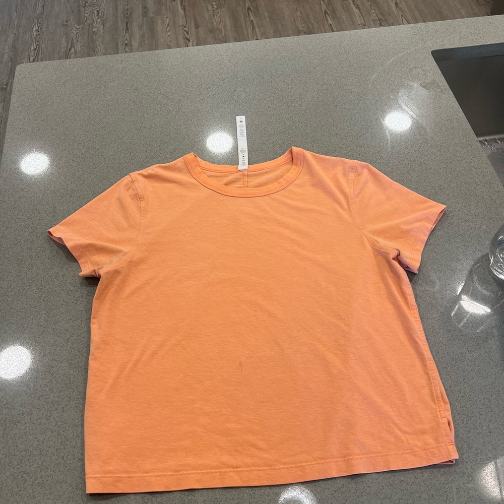 Lululemon classic fit cotton blend t shirt